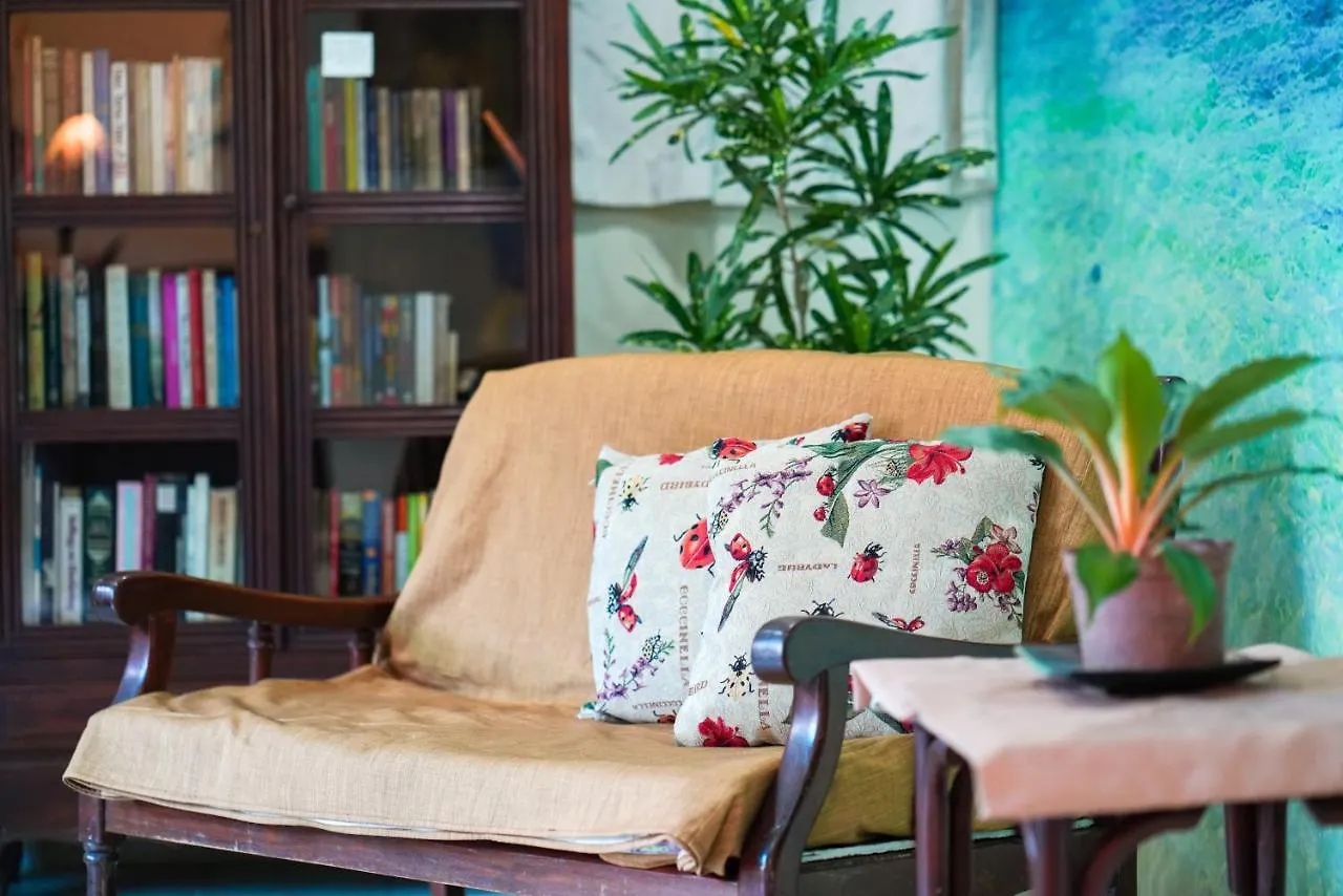Tarasa Hostel Manila Pasay